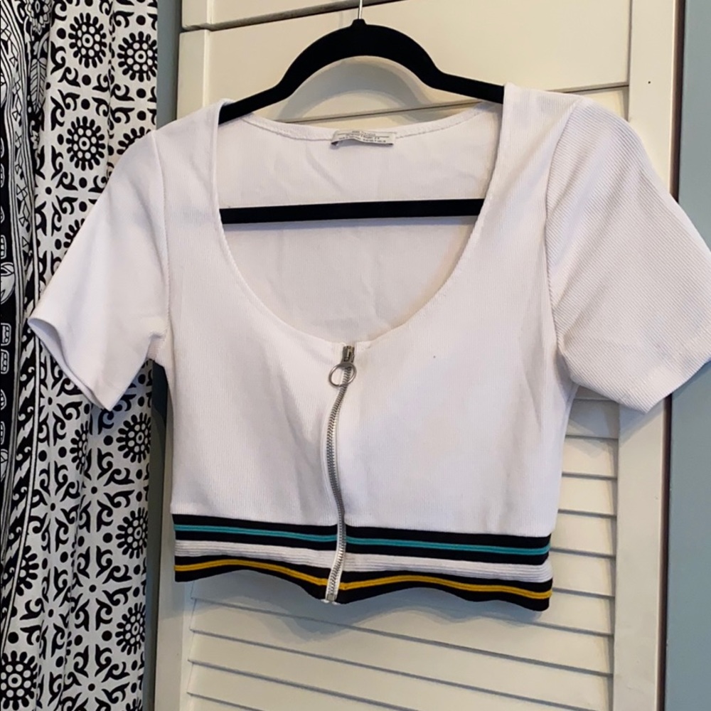 Zip up t-shirt